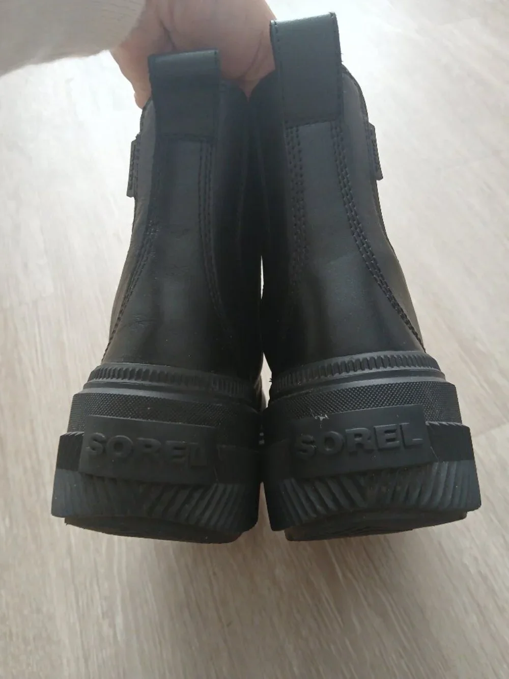 NWOT ATHLETA BLACK 8 ONA AVA RAIN BOOTS!!!